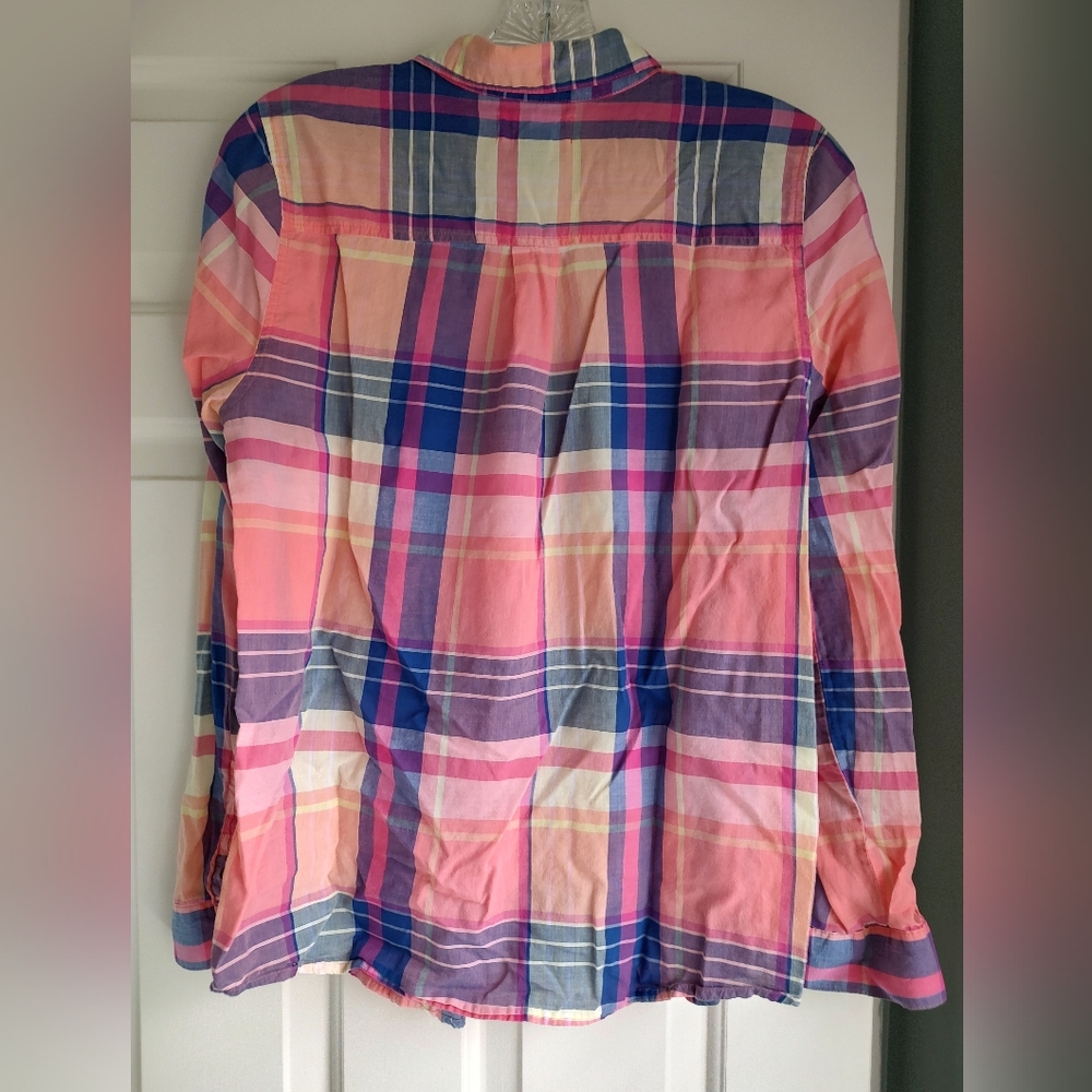 Shirt - Picture 3 of 3